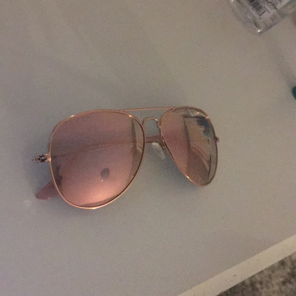 pink, reflective aviators